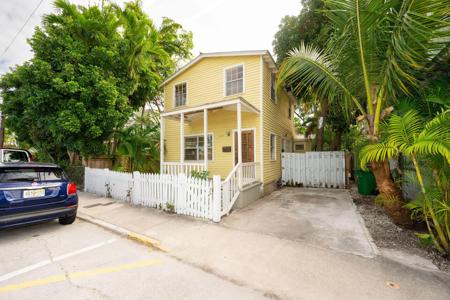 844 Olivia Street