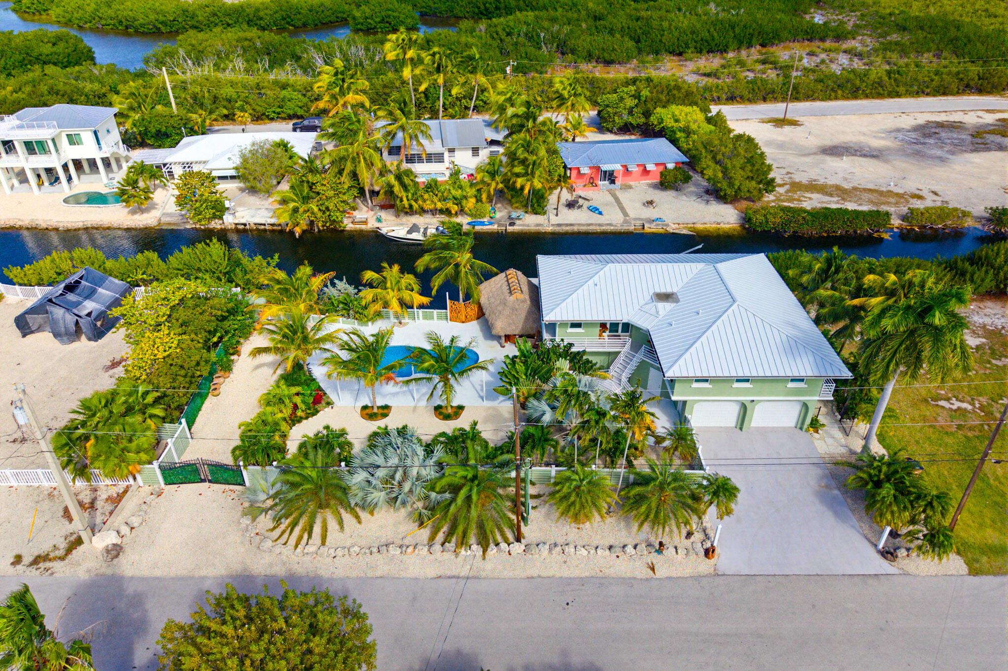 Image 2: 30463 Hawk Ln