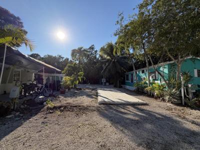 101551 Overseas Highway