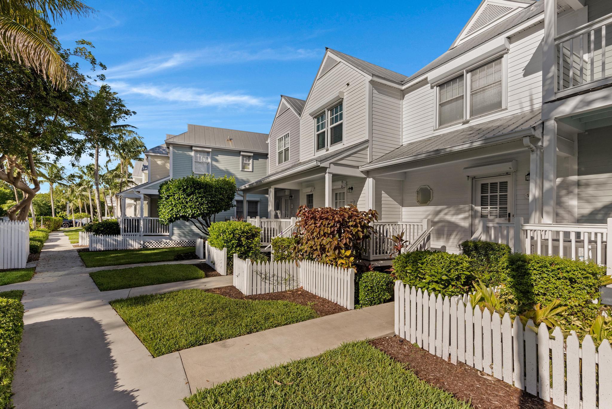 Image 3: Street scape