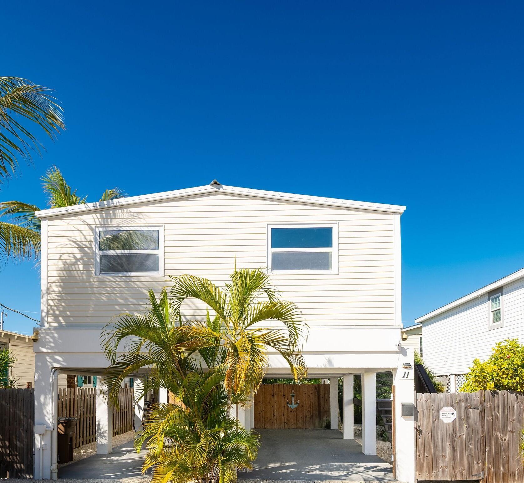 Image 1: 11 el monte