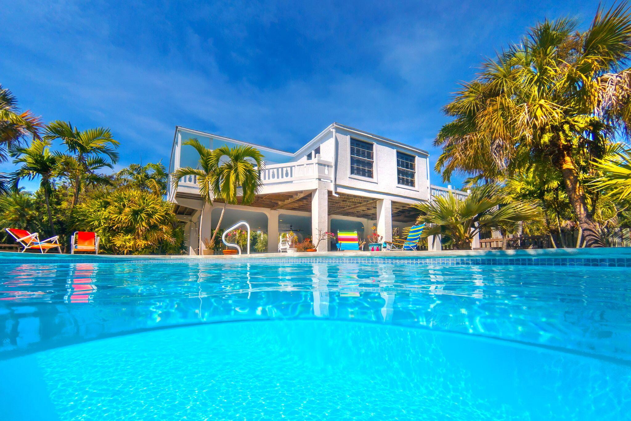 Image 2: 66-web-or-mls-28155 Spain Blvd 065