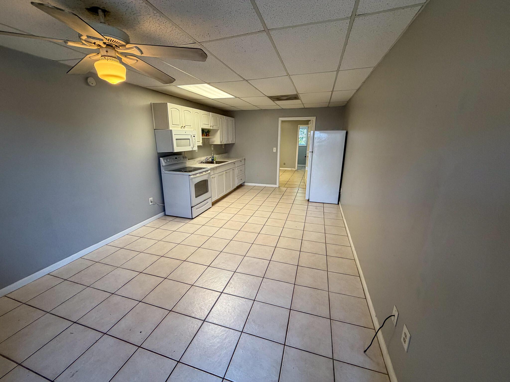 Image 2: Unit 13A