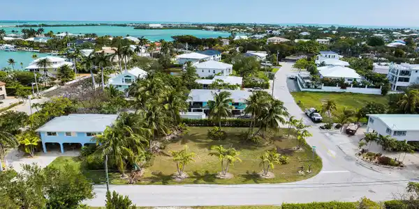 Image 3: virtual-tour-362440-mls-high-res-image-2