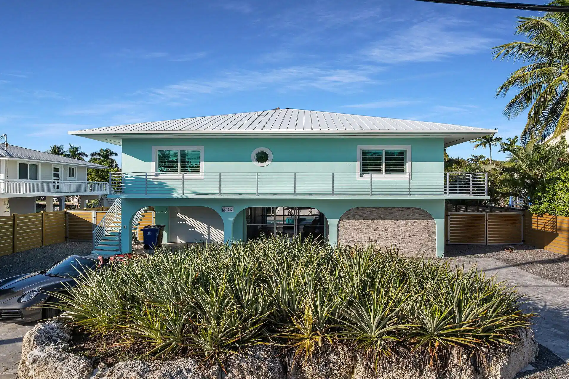 Image 1: virtual-tour-360888-01