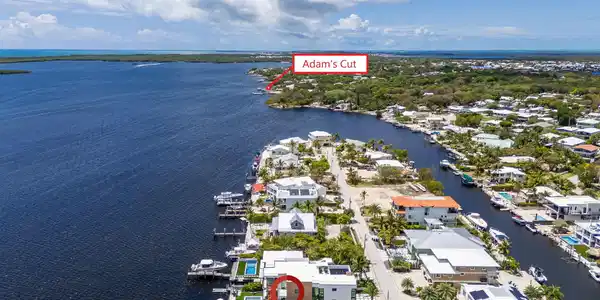 Image 4: 62-web-or-mls-626IslandDr-6 - Copy