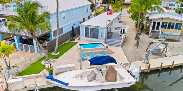 933 Tropical Lane