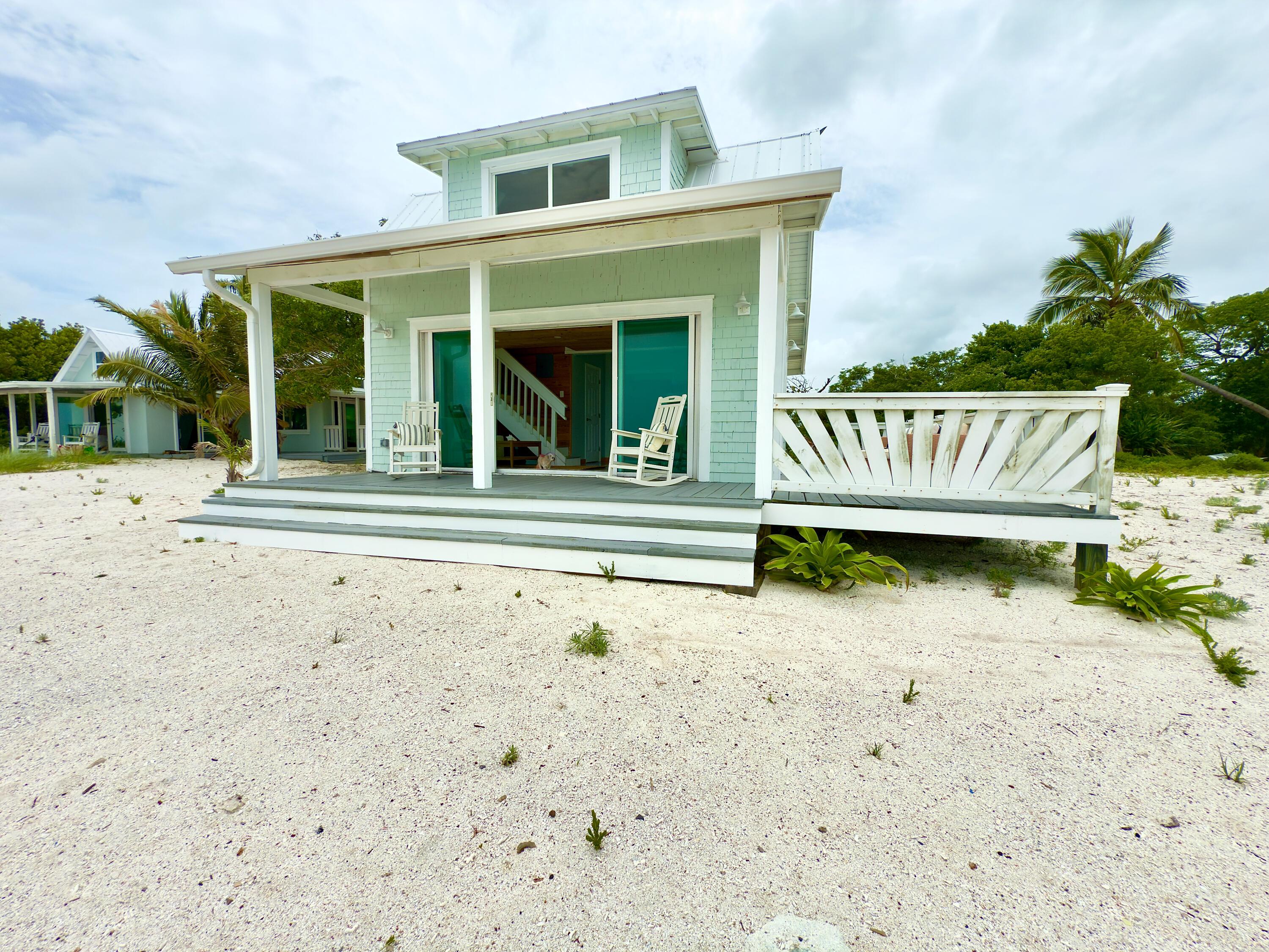 Image 3: 9W Cottage