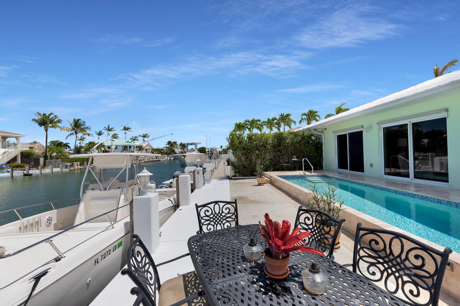 Image 3: virtual-tour-363873-02
