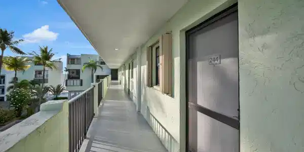 Image 2: Front