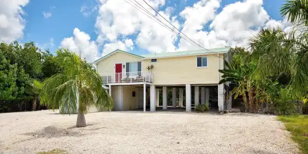 33 E Cahill Court