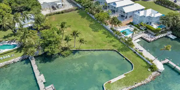 81910 & 81908 Overseas Highway