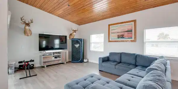 Image 4: 004-7BocaChicaRoad-KeyWest-FL-33040-FULL