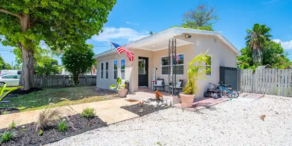 15 Cactus Drive