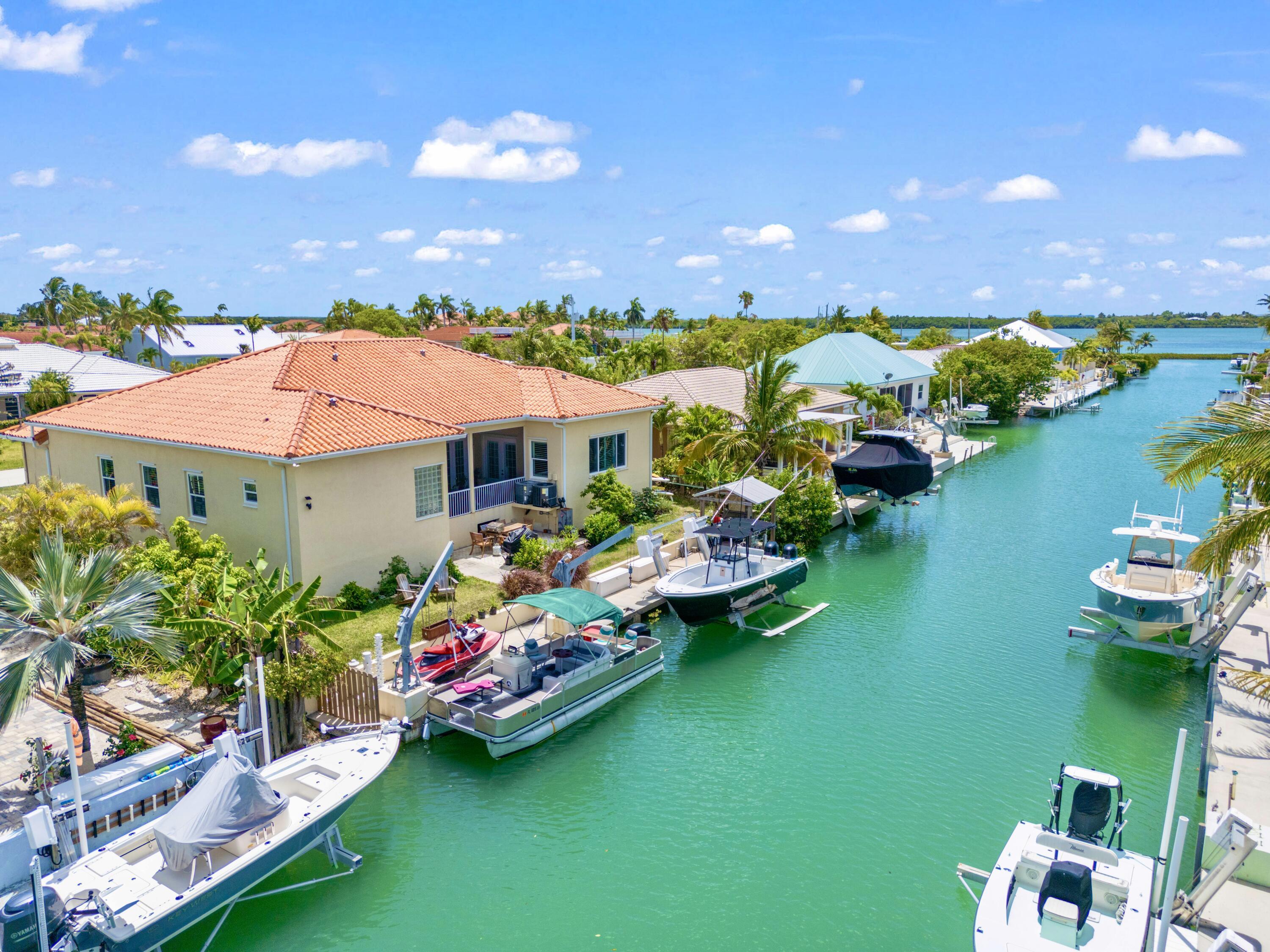 Image 4: DJI FC3582 8064x6048_000081