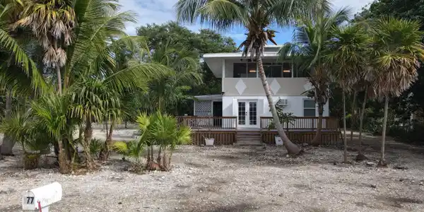 277 Peachtree Avenue