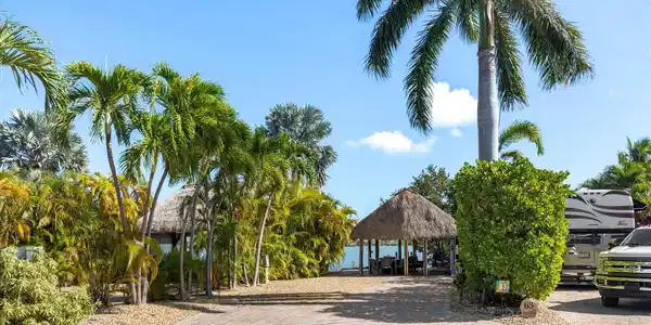 2950 Overseas Highway