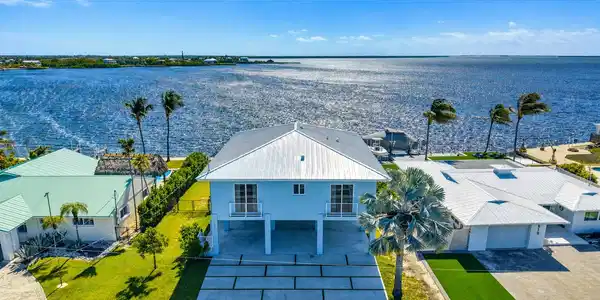 1631 Sunrise Drive