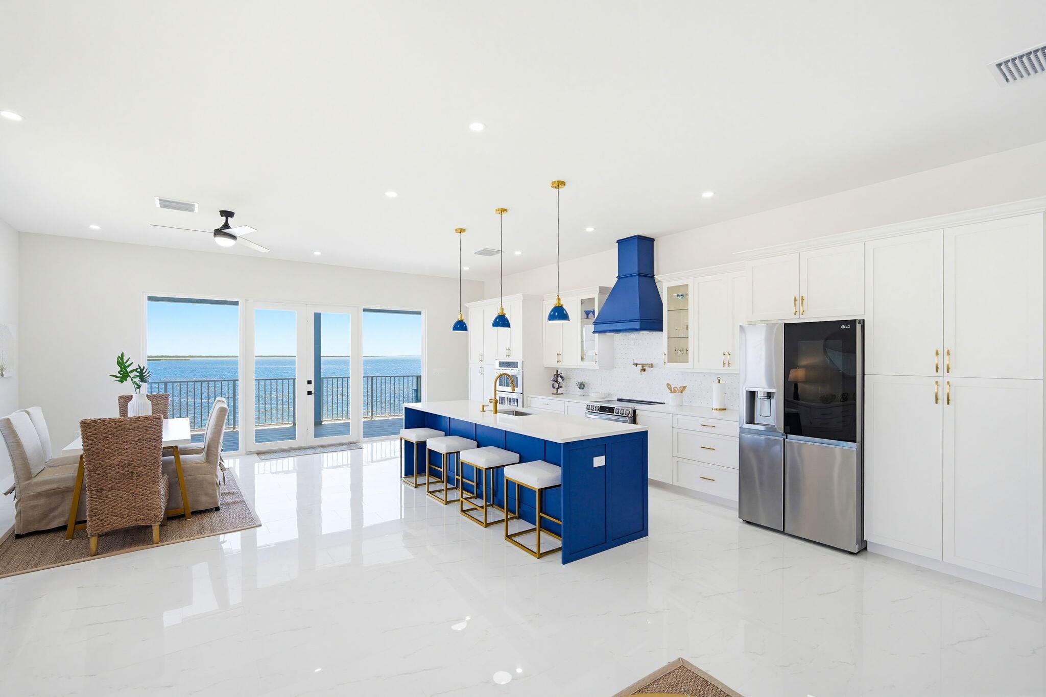 Image 4: Open Great Room