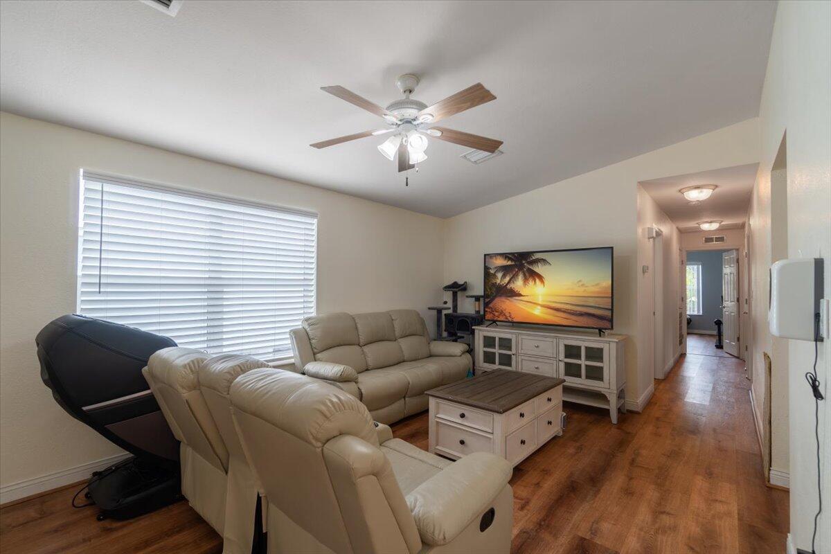 Image 2: Entrance into living area