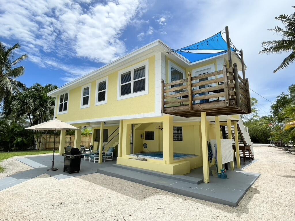 Image 2: 81EC3877-6256-4548-B83A-FE15E784316A_1_1