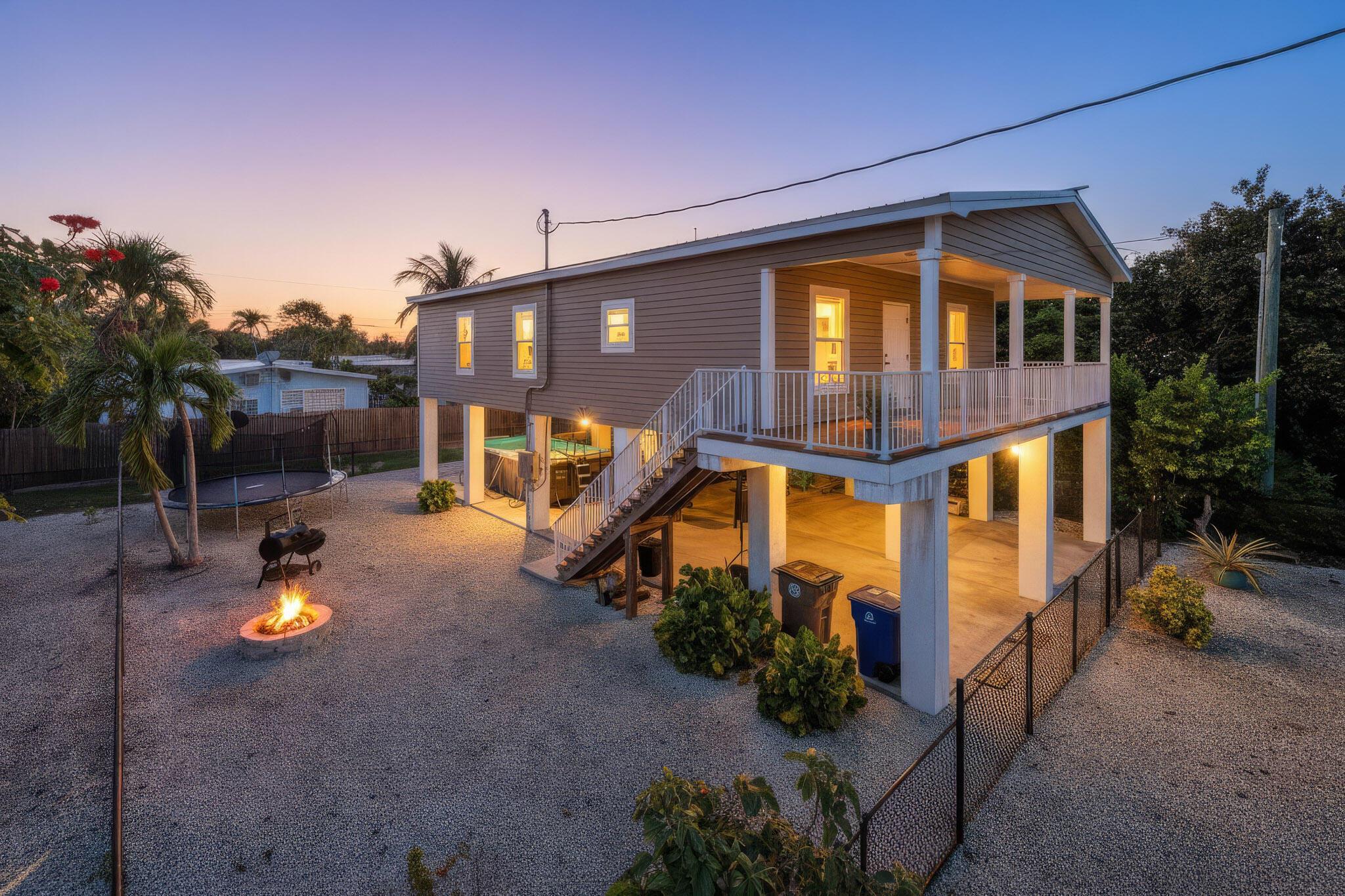 Image 1: 28151 Helen Ave (web) 110