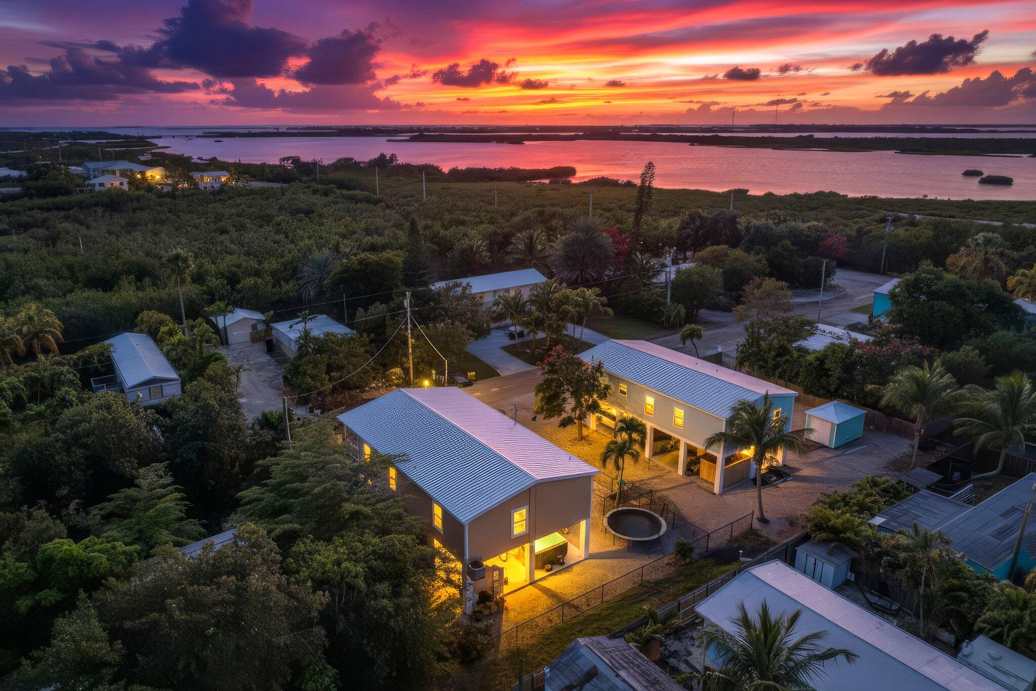 Image 4: 28151 Helen Ave (web) 114