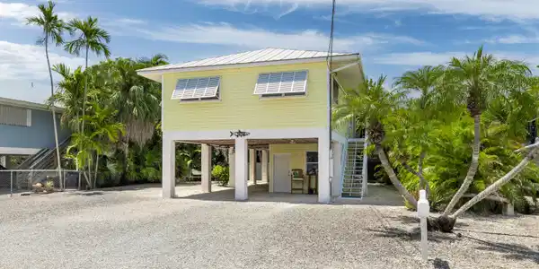 Image 2: Front View
