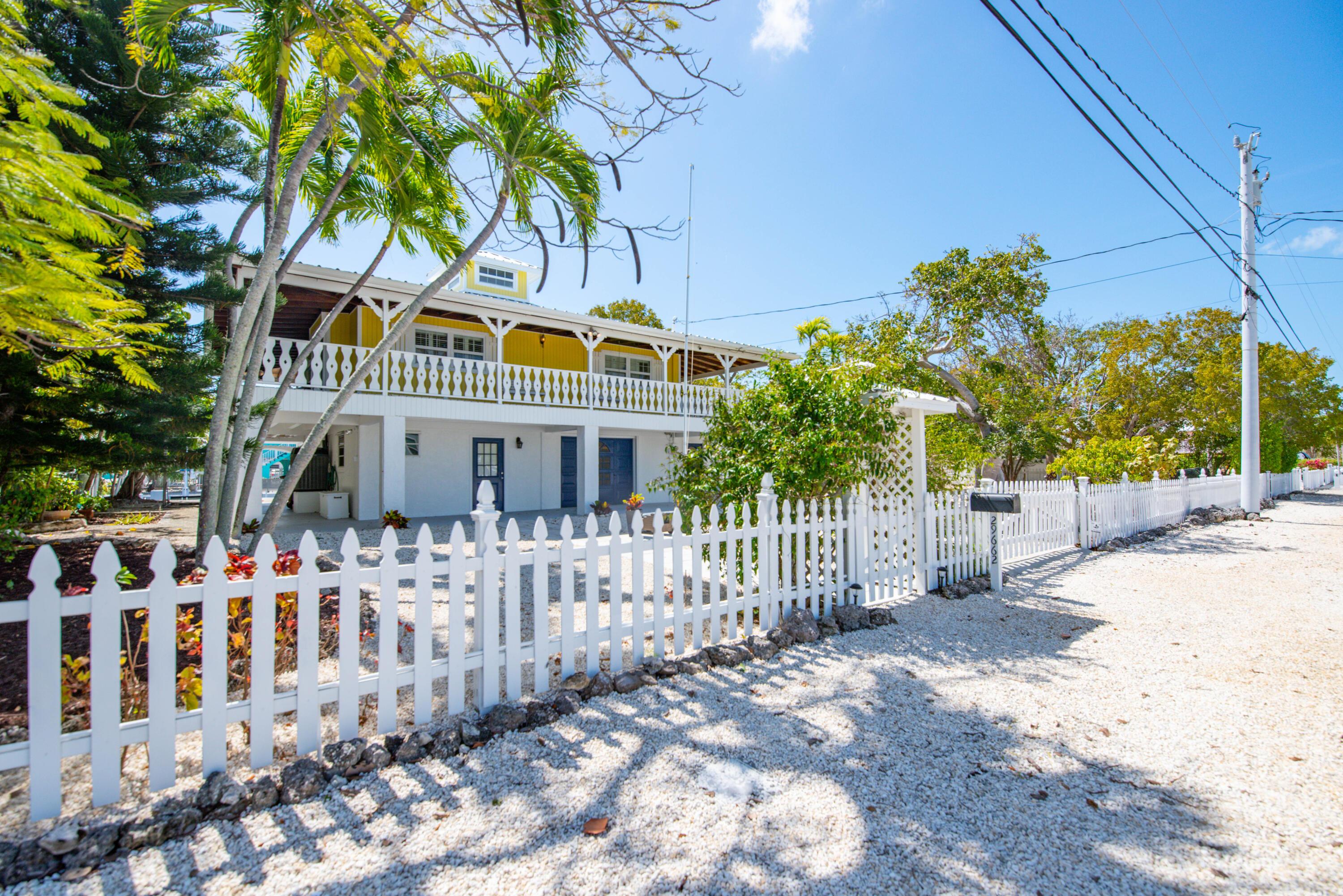 Image 3: 032-29662IndependenceAvenue-BigPineKey-F