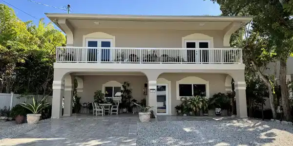 27 Abaco Road