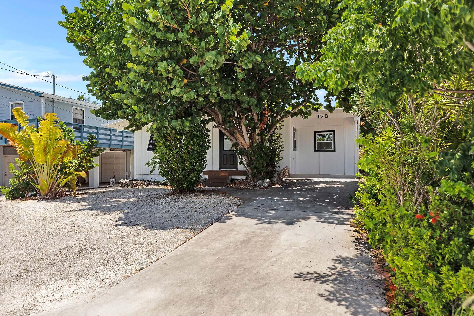 Image 1: 178 Coral Ave