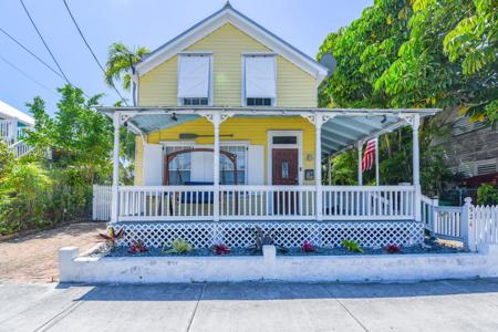524 White Street