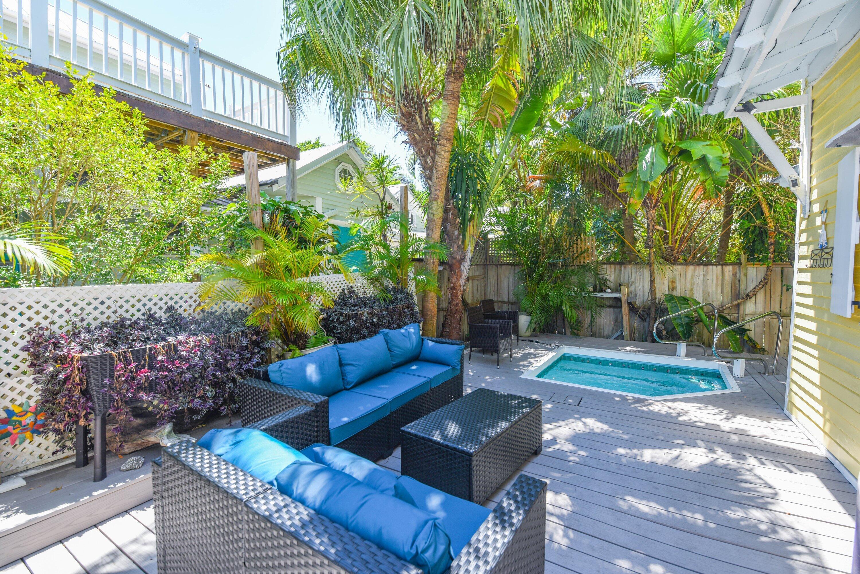 Image 3: Outdoor