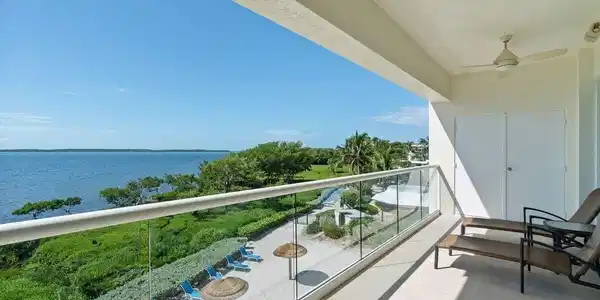 Image 4: Ocean View