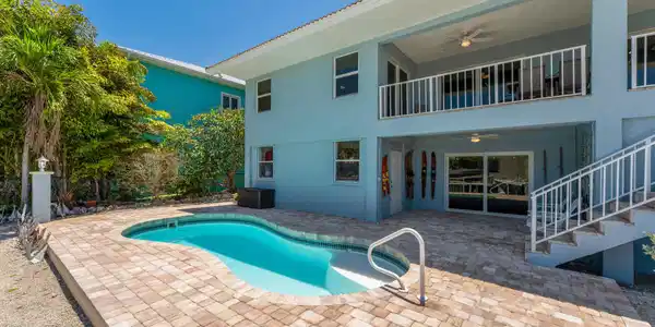 Image 4: 112 BRUCE COURT MARATHON FL