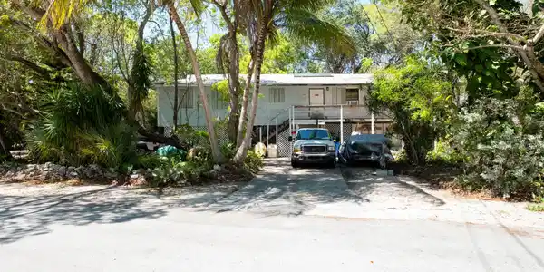Image 3: 156 Monroe Drive