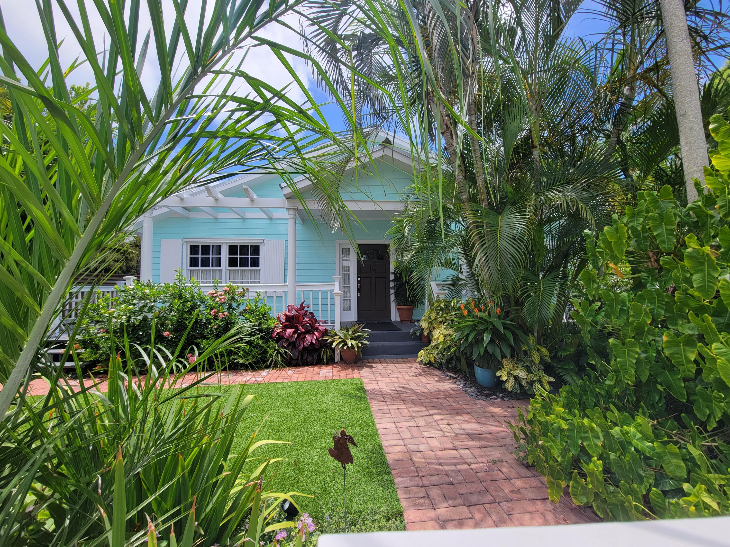 Image 1: Front of house 1