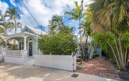 1119 Whitehead Street