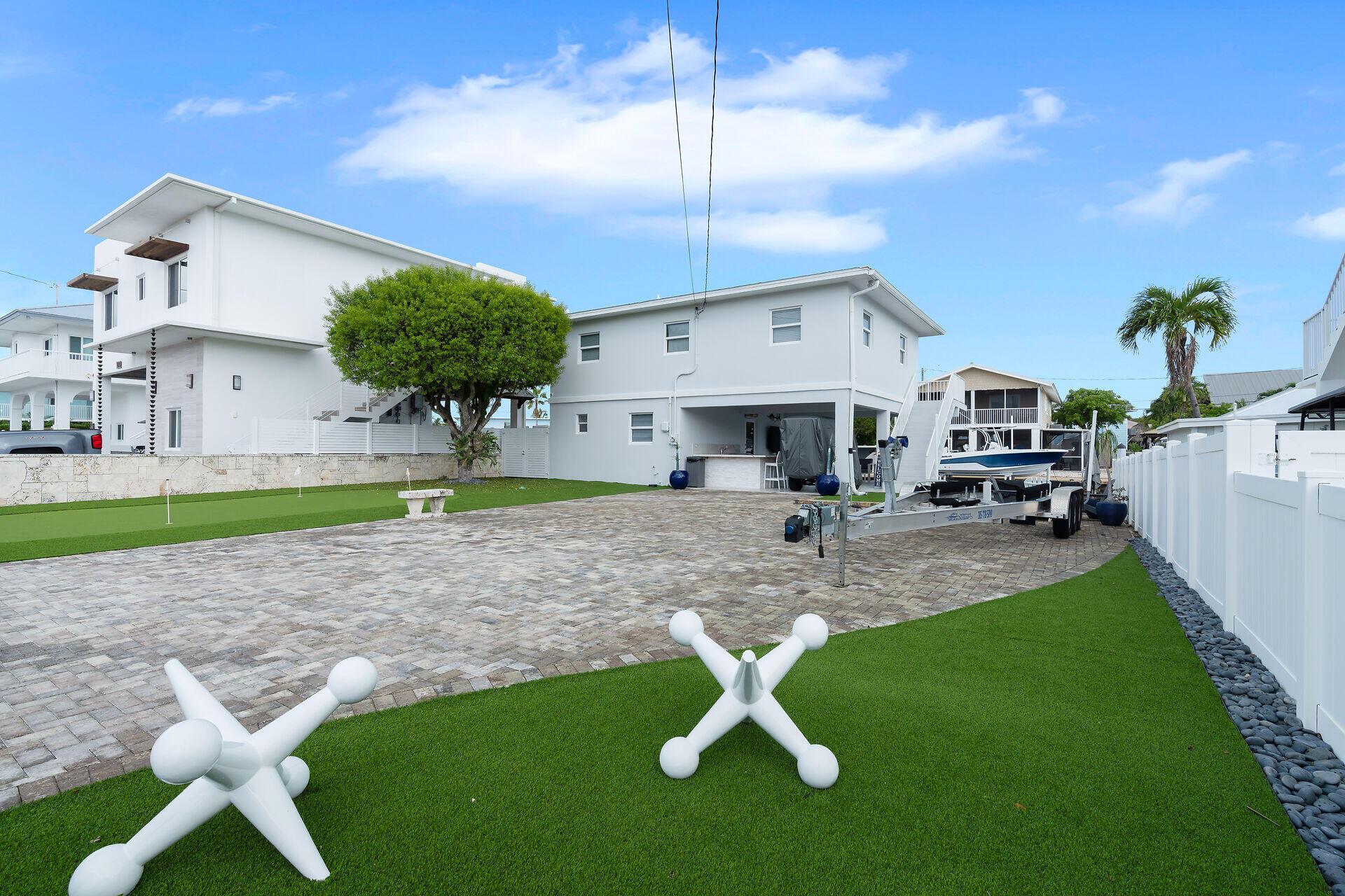 Image 4: virtual-tour-364016-mls-high-res-image-2
