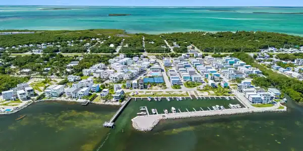 94825 Overseas Highway