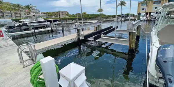 Image 4: 39 ft. Boat Slip with Power/Water