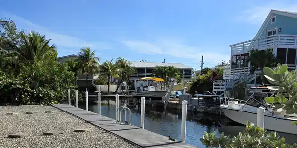 Image 2: Dock