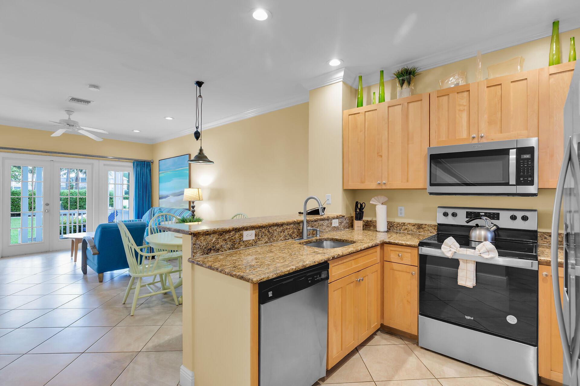 Image 4: Open Floor Plan