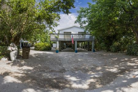 103 Stirrup Key Woods Road