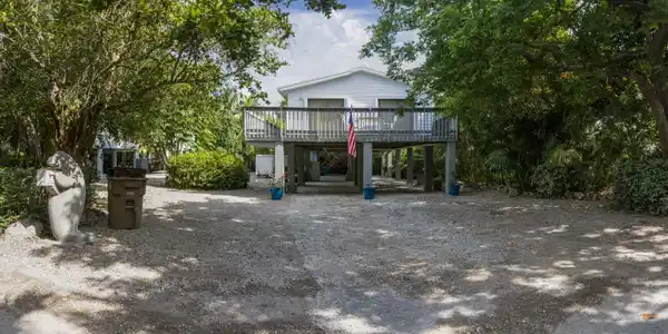 103 Stirrup Key Woods Road