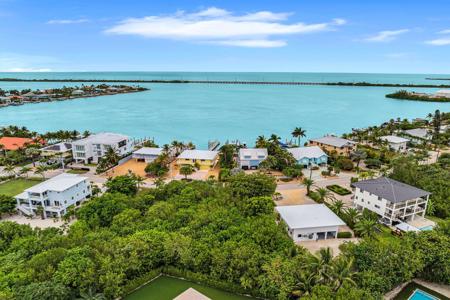 125 Bimini Drive