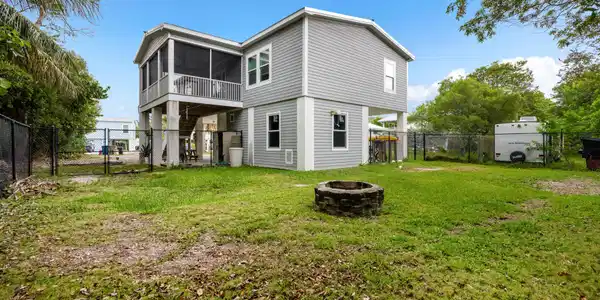Image 4: 27024 Shannahan Rd