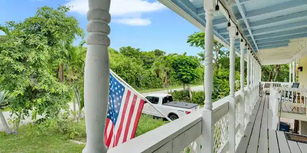 Image 4: Front Porch