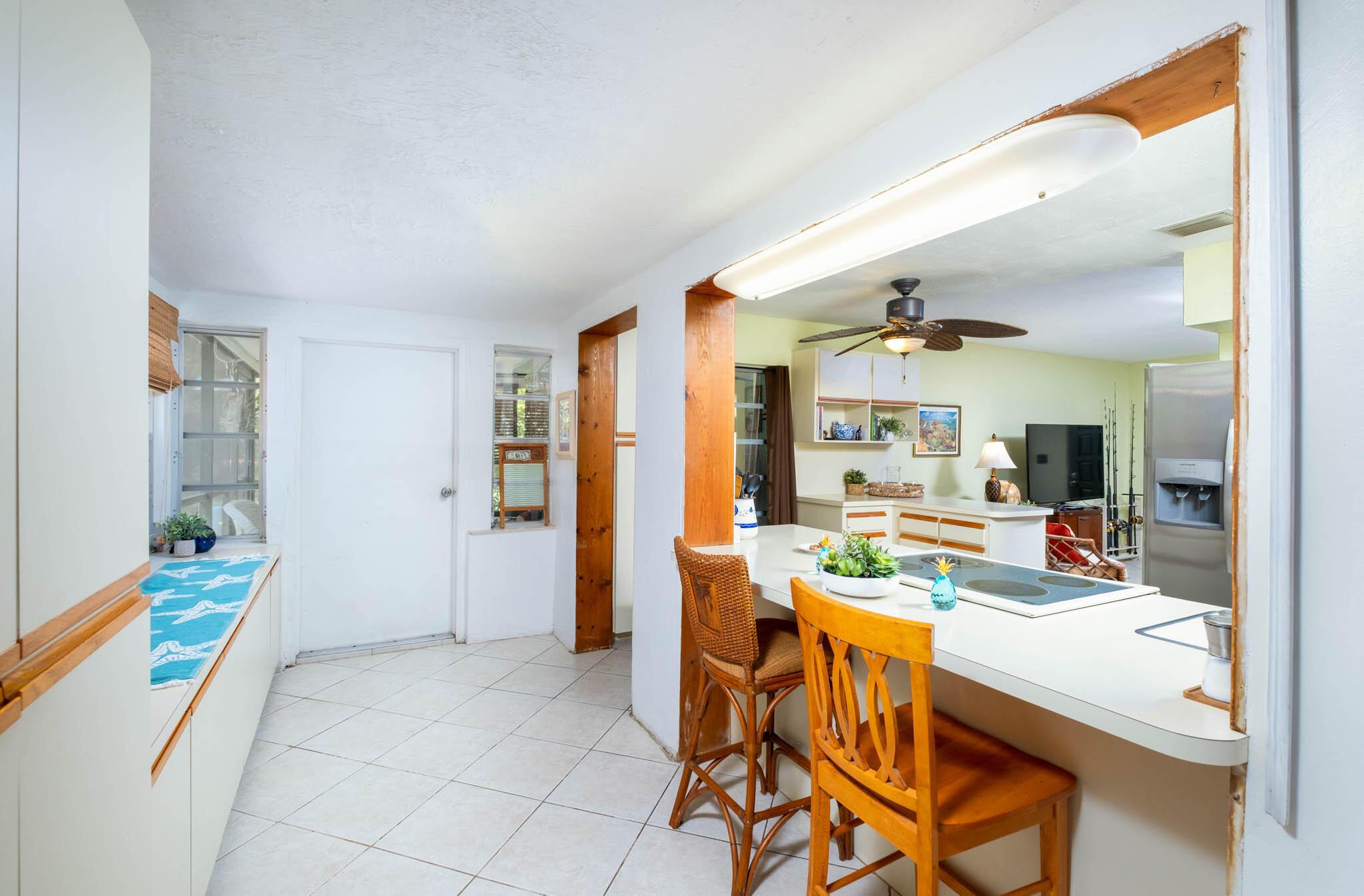 Image 4: bonus room to kitchen