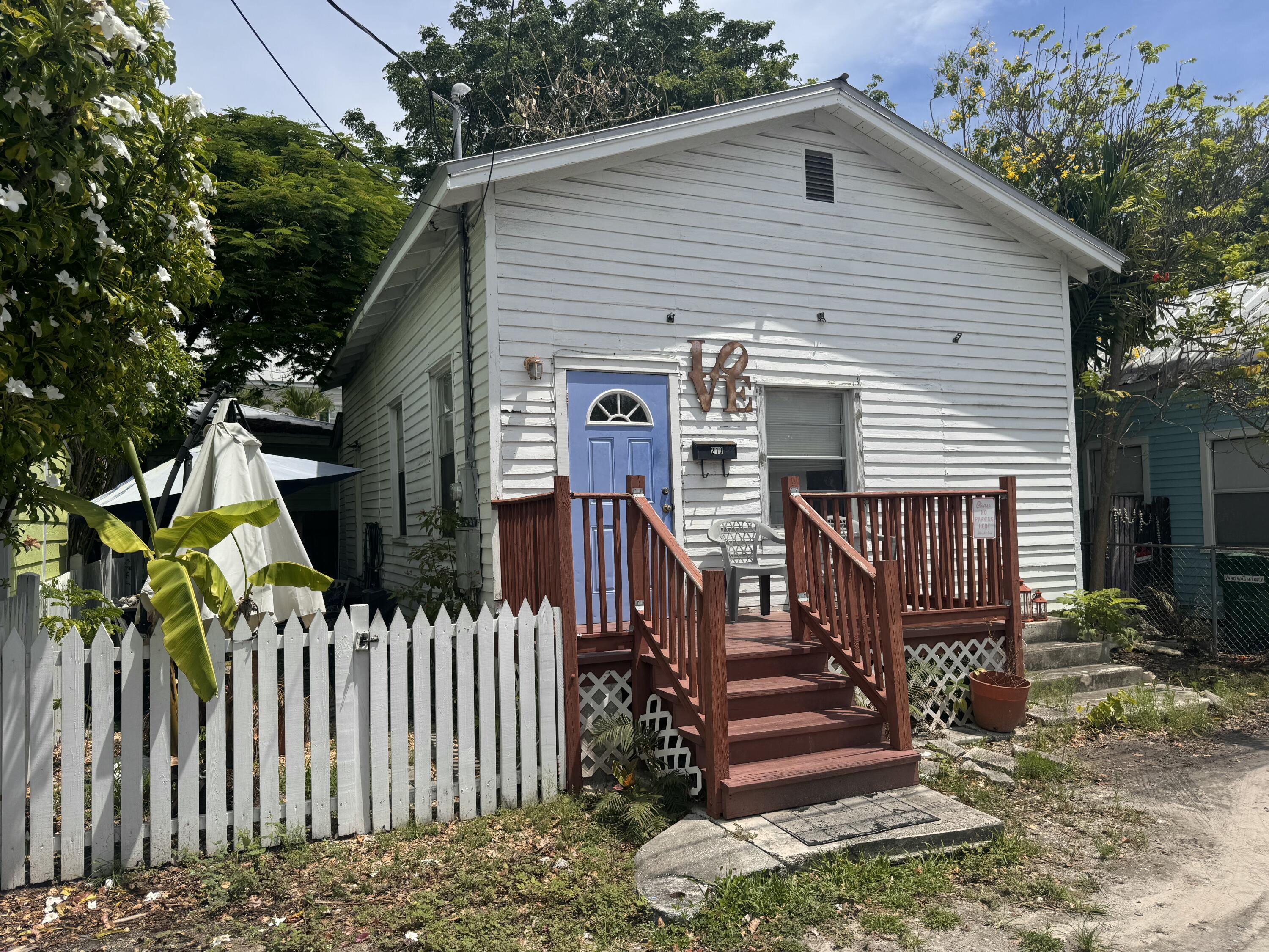 Image 1: Front View